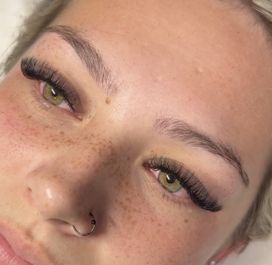 Volume Lashes